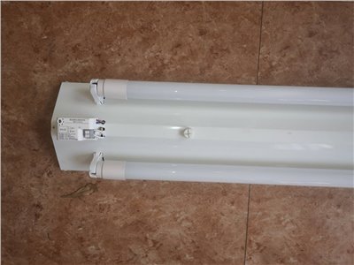 T8 4尺雙管+感應器